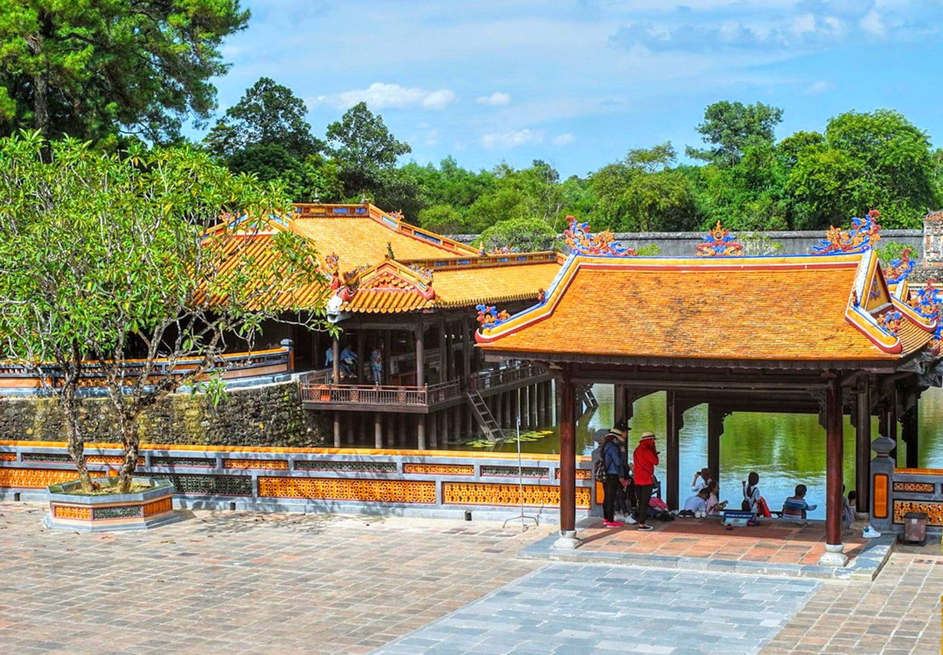 Xung Khiêm Tạ và Dũ Khiêm Tạ 